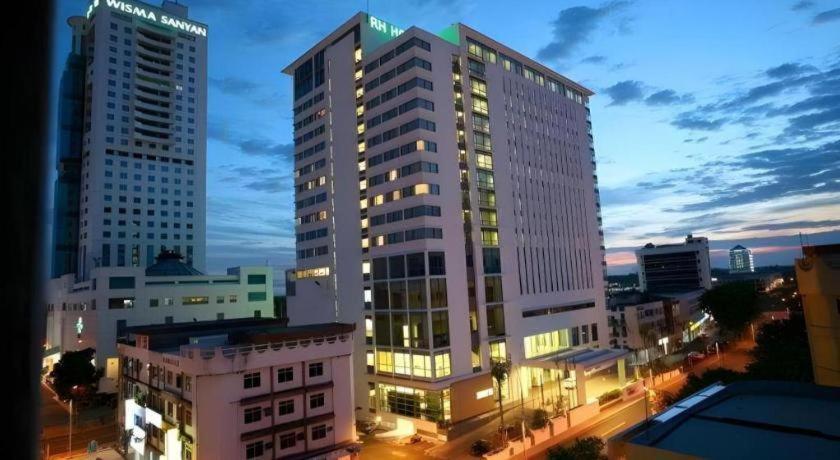 Rh Hotel Sibu Exterior photo