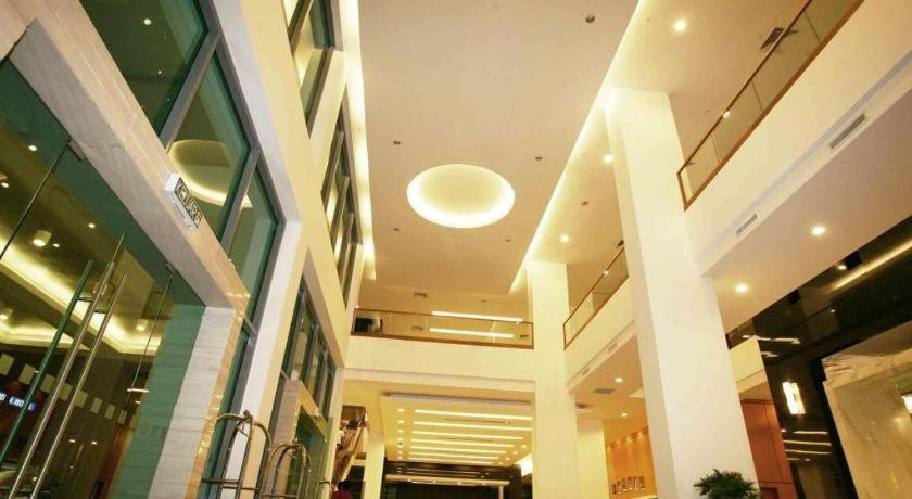 Rh Hotel Sibu Exterior photo