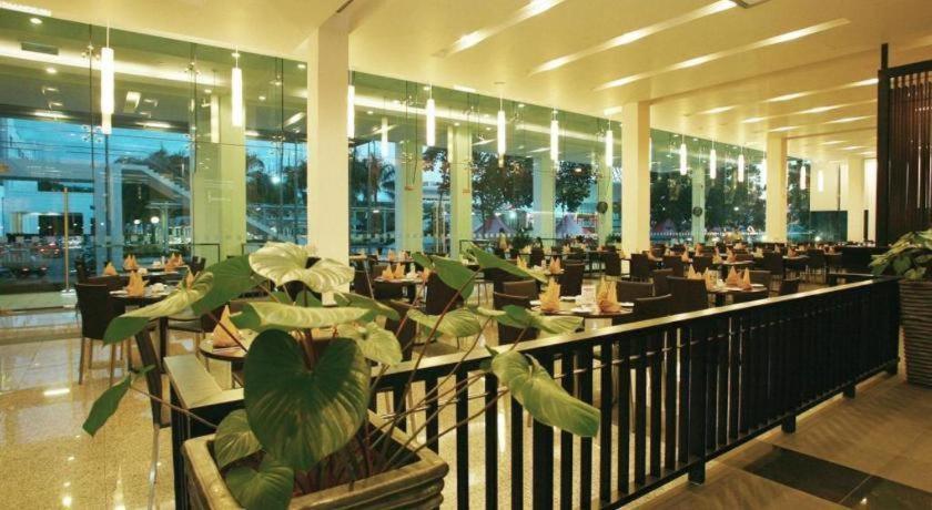 Rh Hotel Sibu Exterior photo